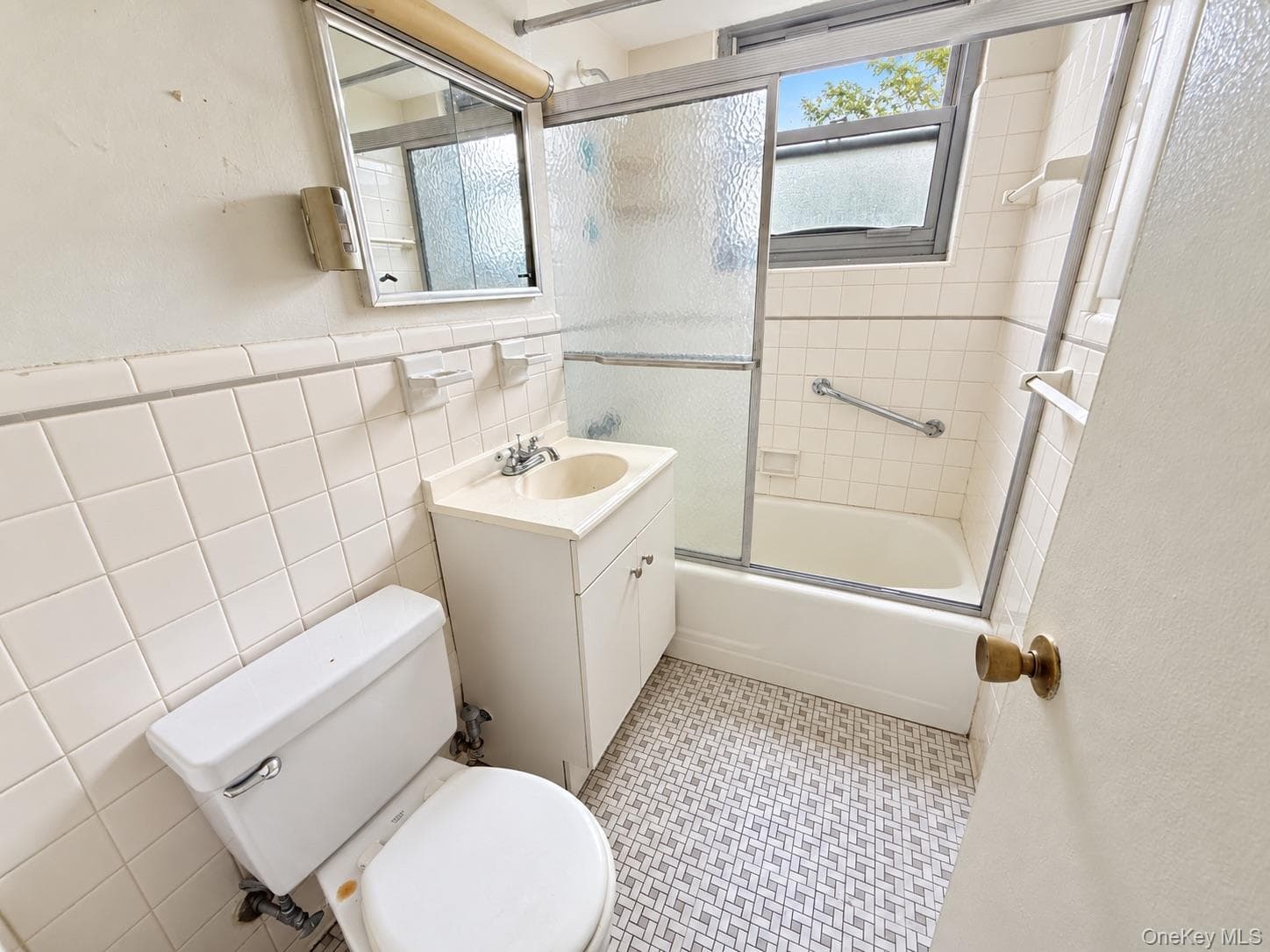 61-15 97th Street Unit: 1A thumbnail 11