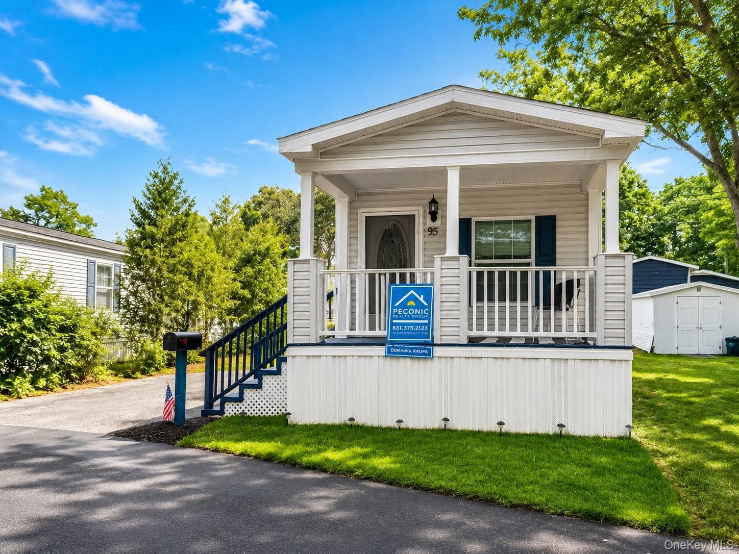 37 Hubbard Avenue Unit: 95, Riverhead