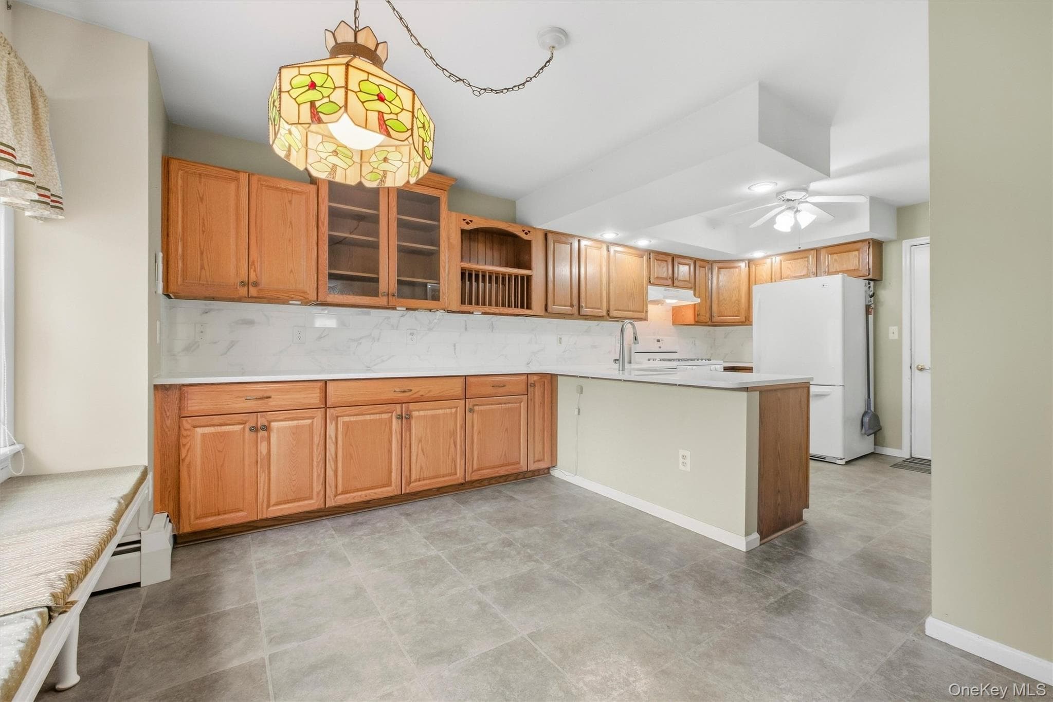 1069 Wolcott Avenue thumbnail 14