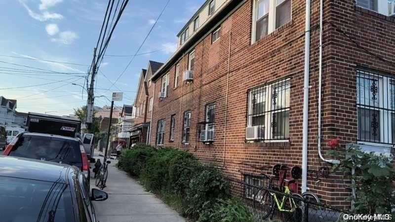 79-01 45th Avenue thumbnail 3