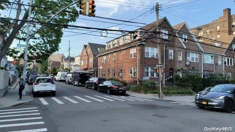79-01 45th Avenue thumbnail 2