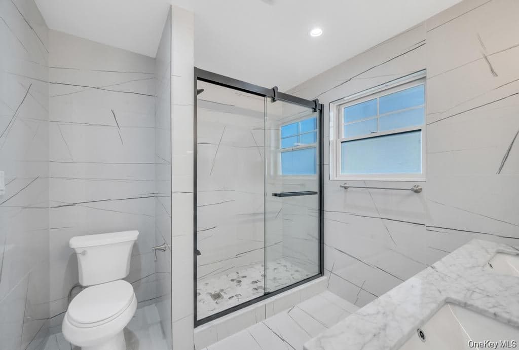 143 Emerson Avenue thumbnail 19