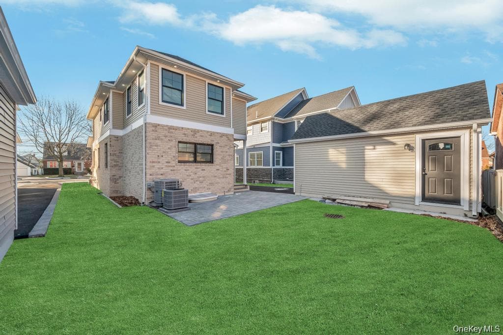 143 Emerson Avenue thumbnail 33