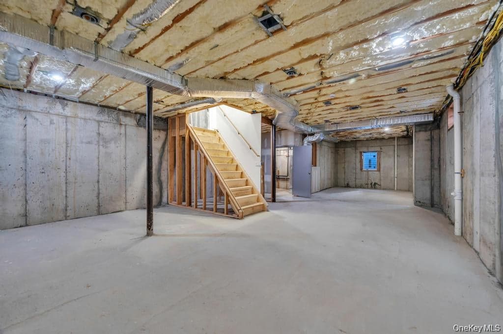 143 Emerson Avenue thumbnail 30