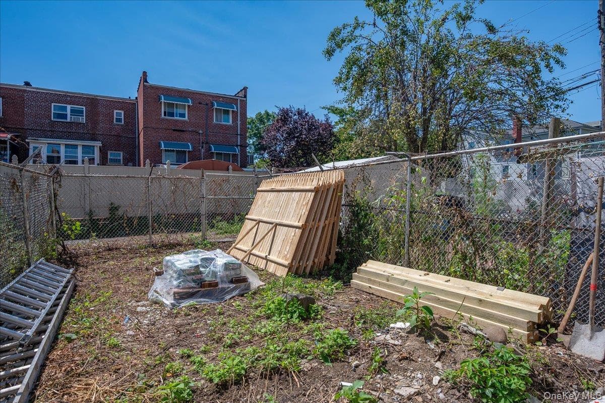 1302 E 223rd Street thumbnail 24