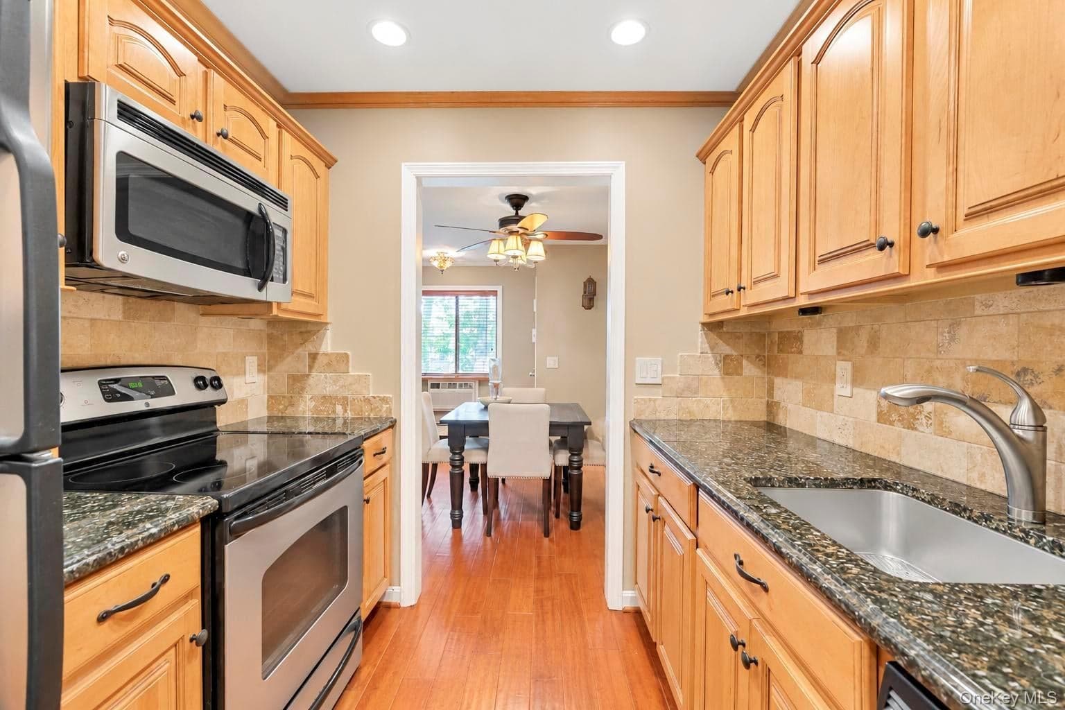 107 Richmond Boulevard Unit: 4B thumbnail 21