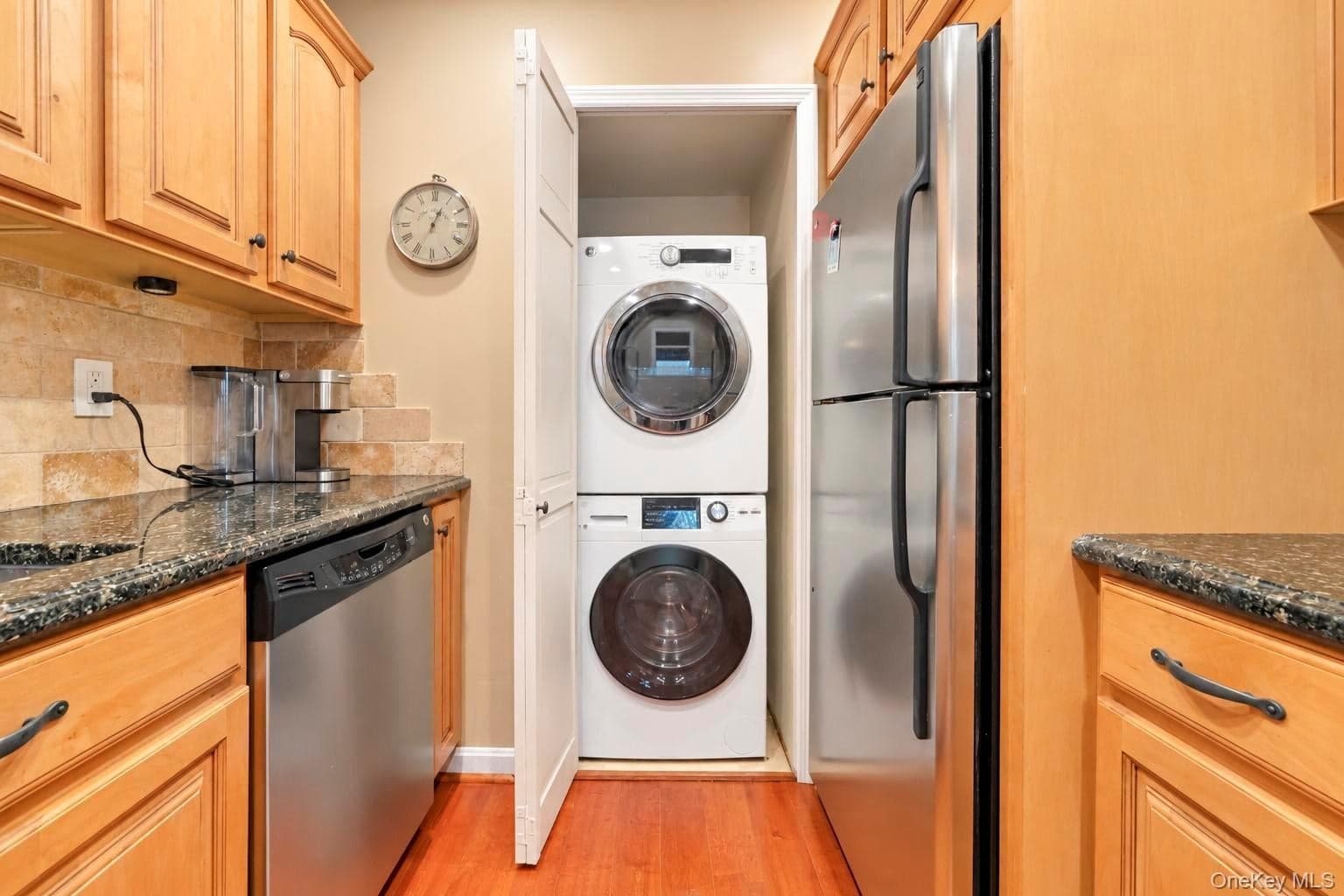 107 Richmond Boulevard Unit: 4B thumbnail 23