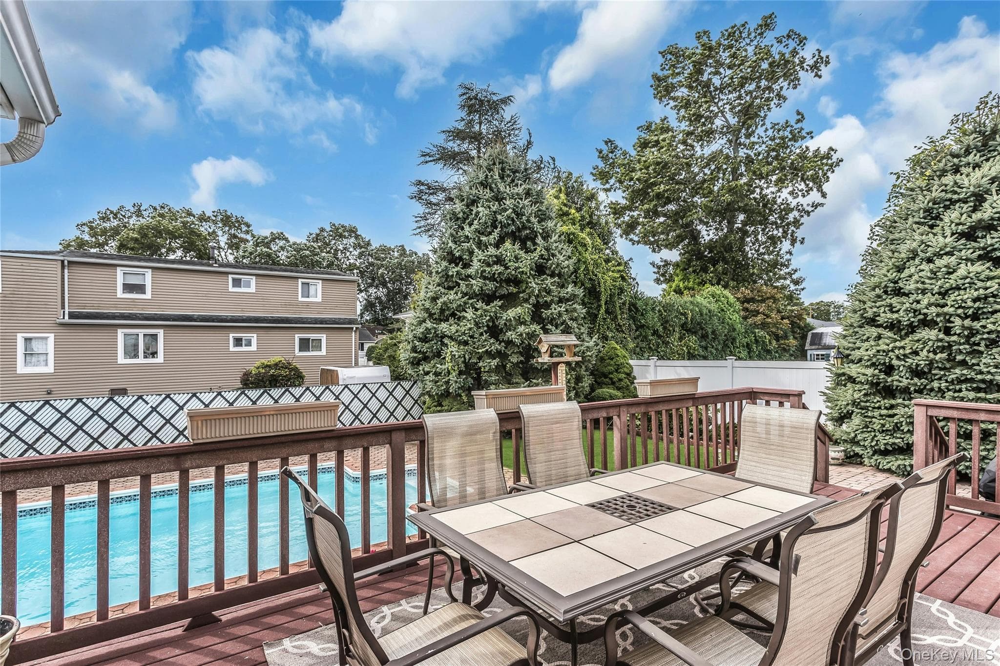 472 Chelsea Avenue thumbnail 24