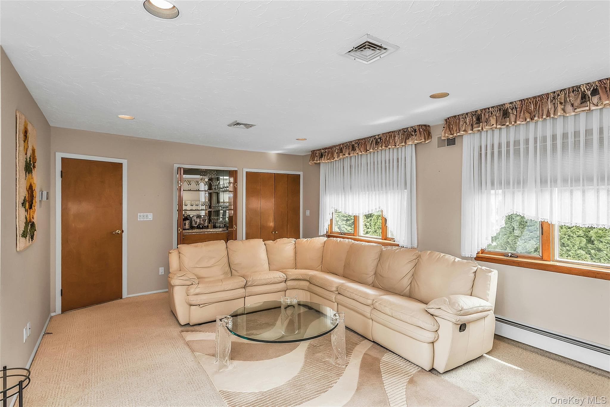 472 Chelsea Avenue thumbnail 10