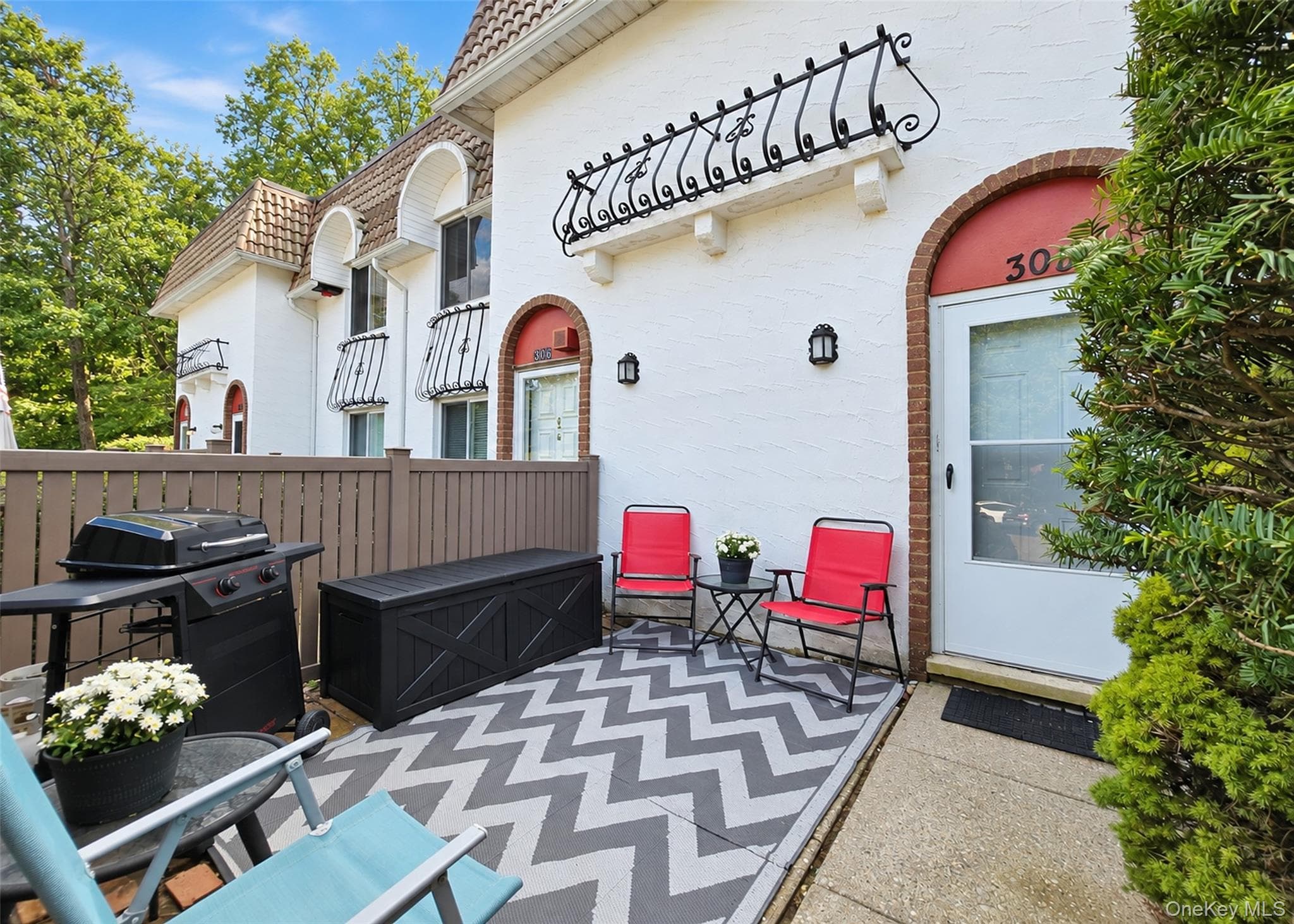 305 Brettonwoods Drive thumbnail 12