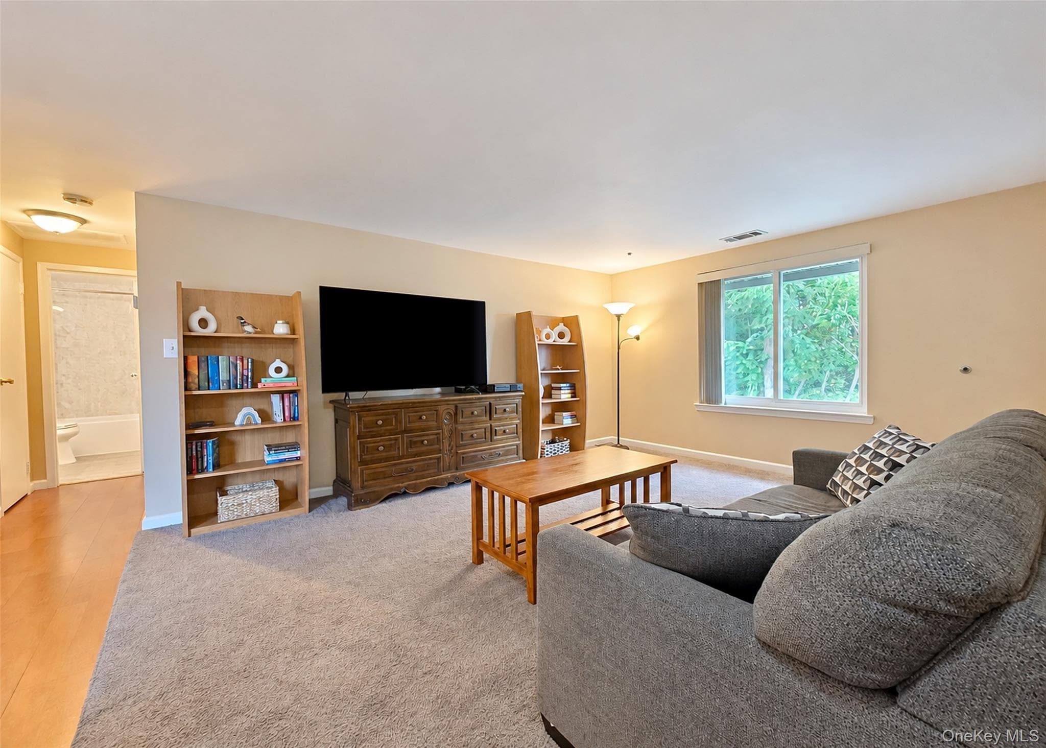 305 Brettonwoods Drive thumbnail 7