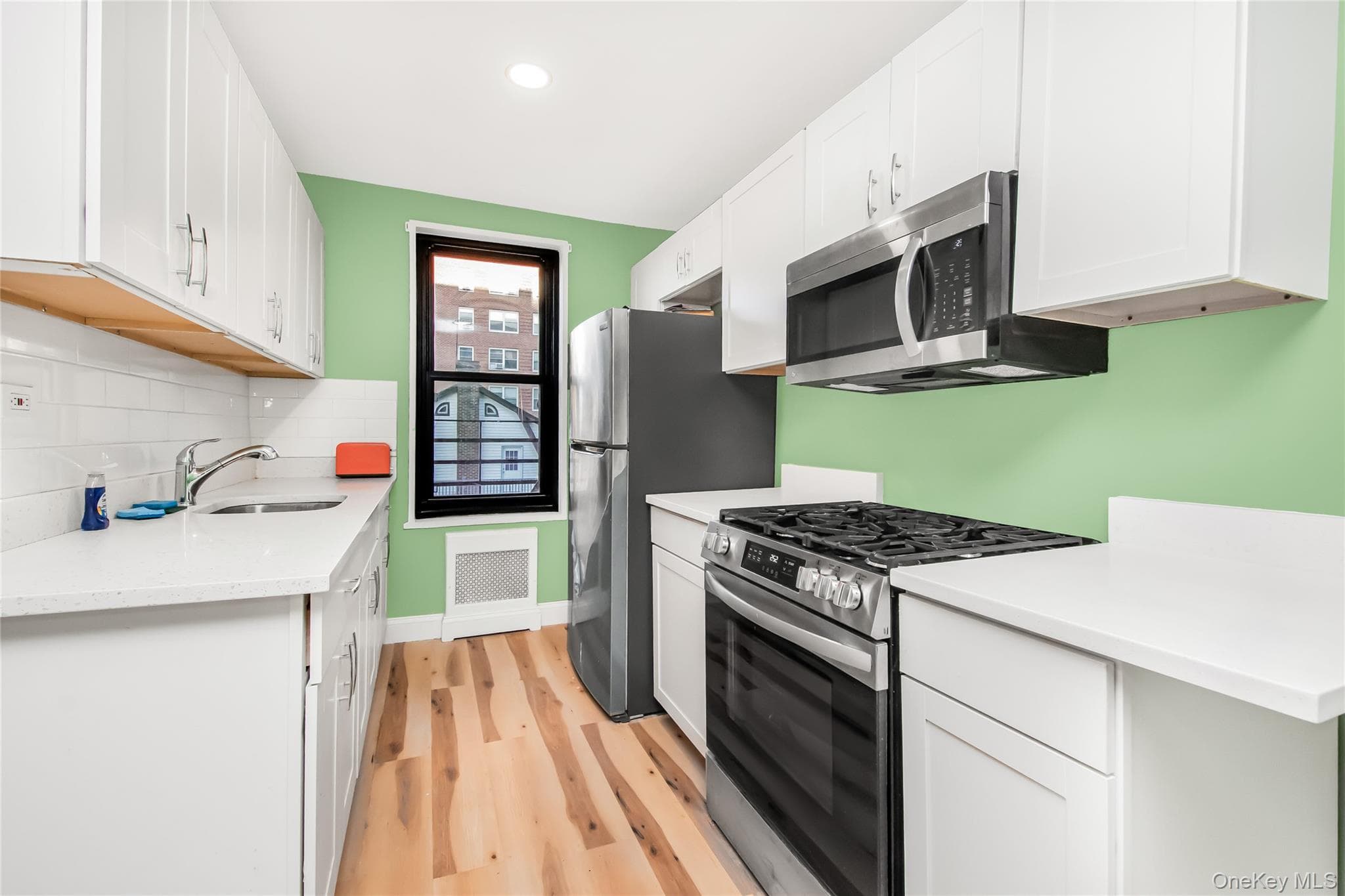 75 W 238th Street Unit: 3H thumbnail 2