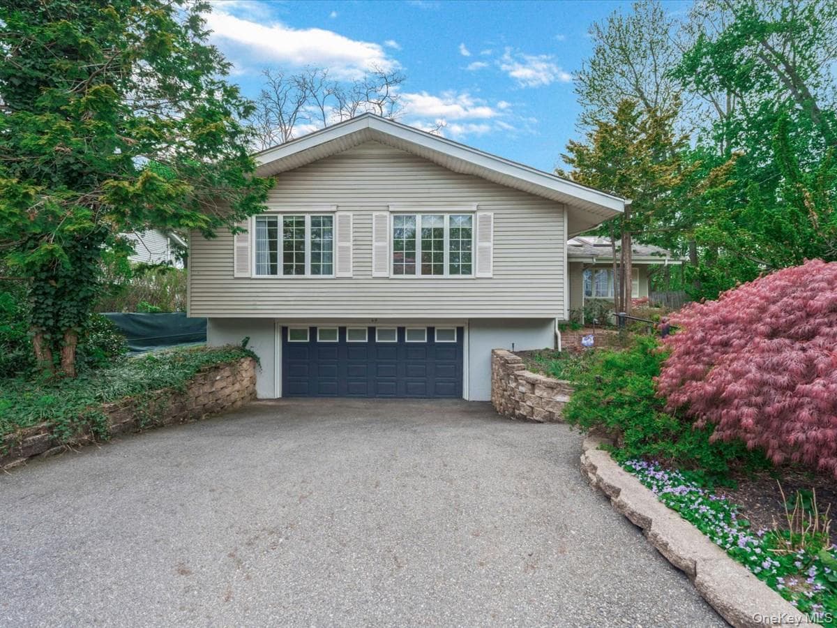69 Roger Drive thumbnail 2