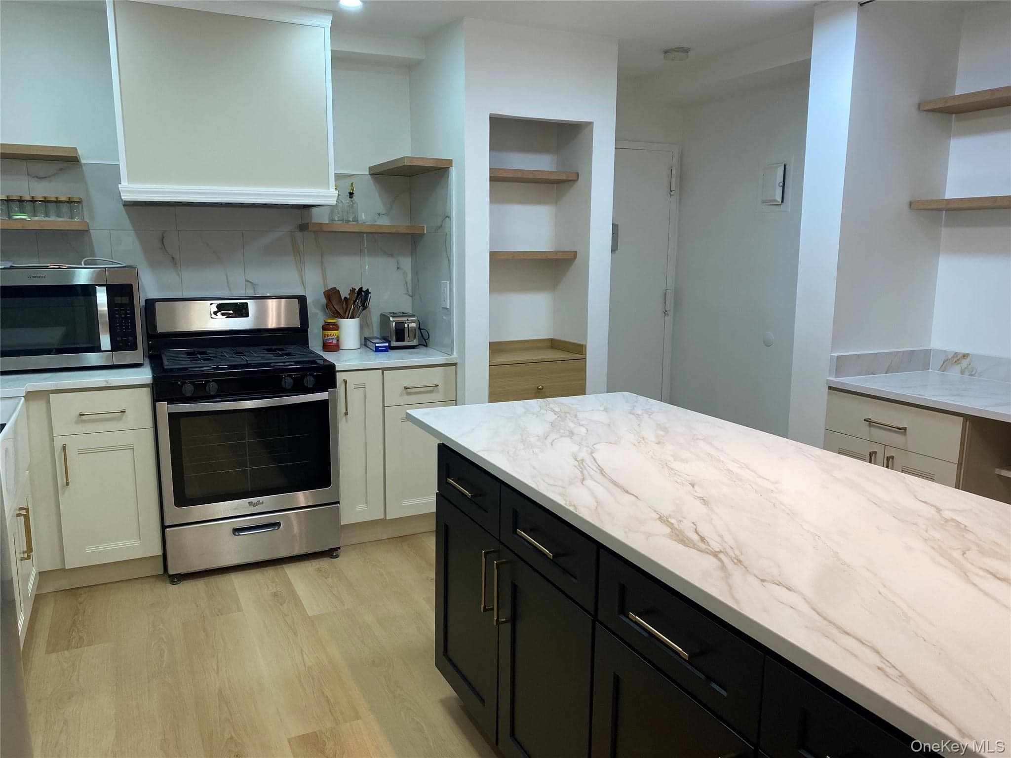 1230 Estates Lane Unit: 1136 thumbnail 4