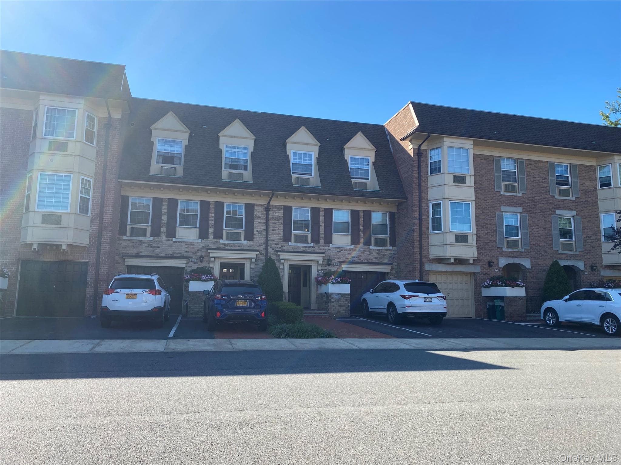 1230 Estates Lane Unit: 1136, Bayside