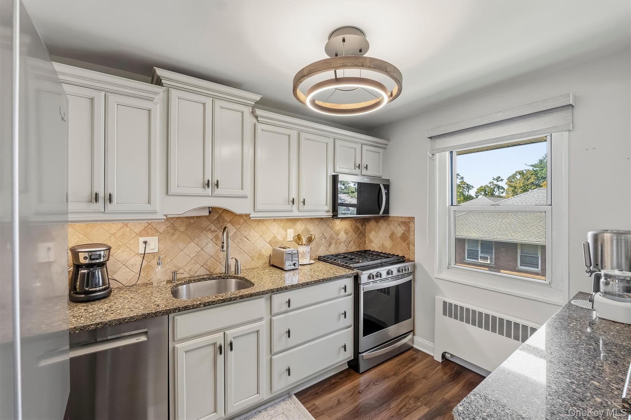 121 N Broadway Unit: 22K thumbnail 3