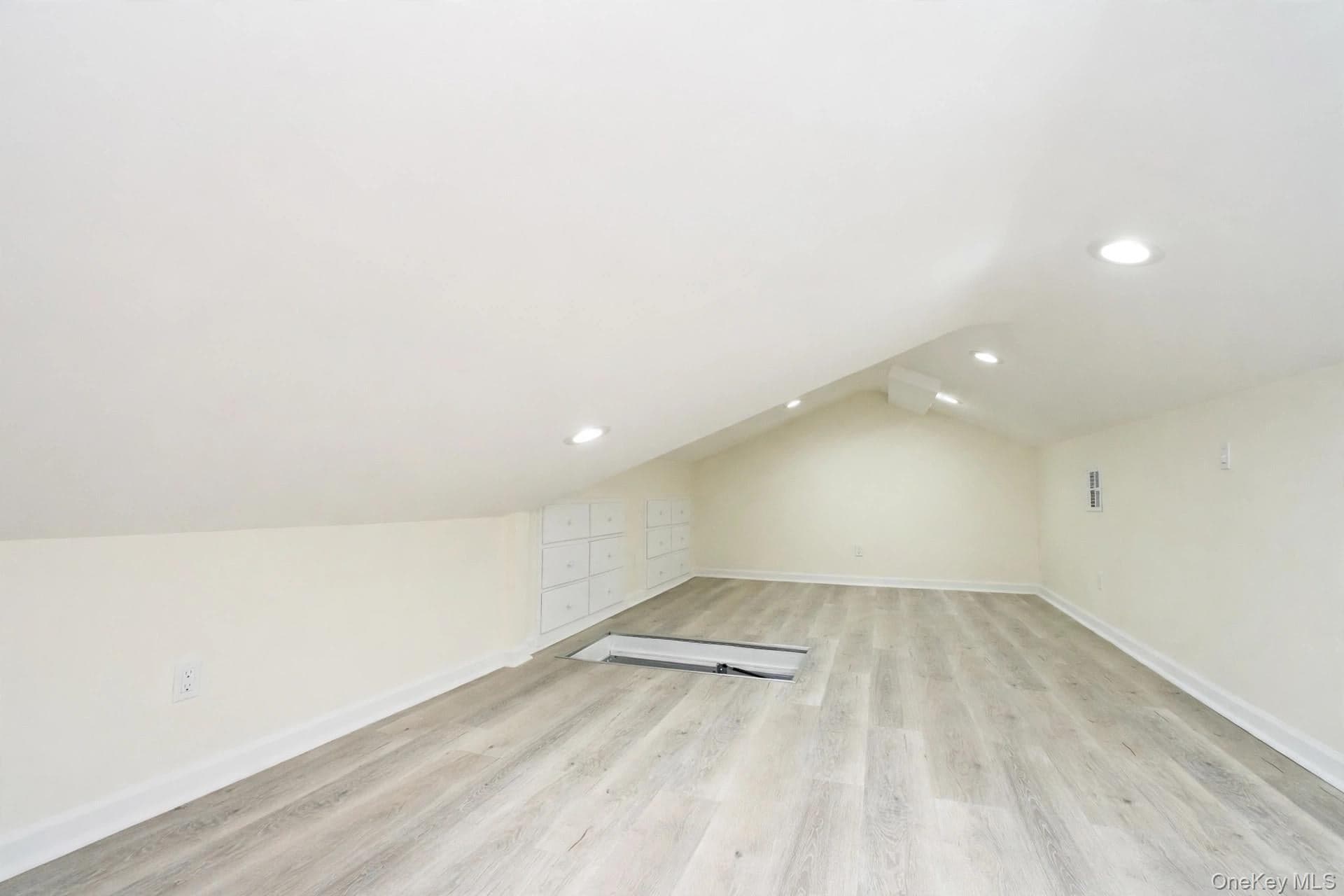 18B Dreyer Avenue Unit: B thumbnail 18