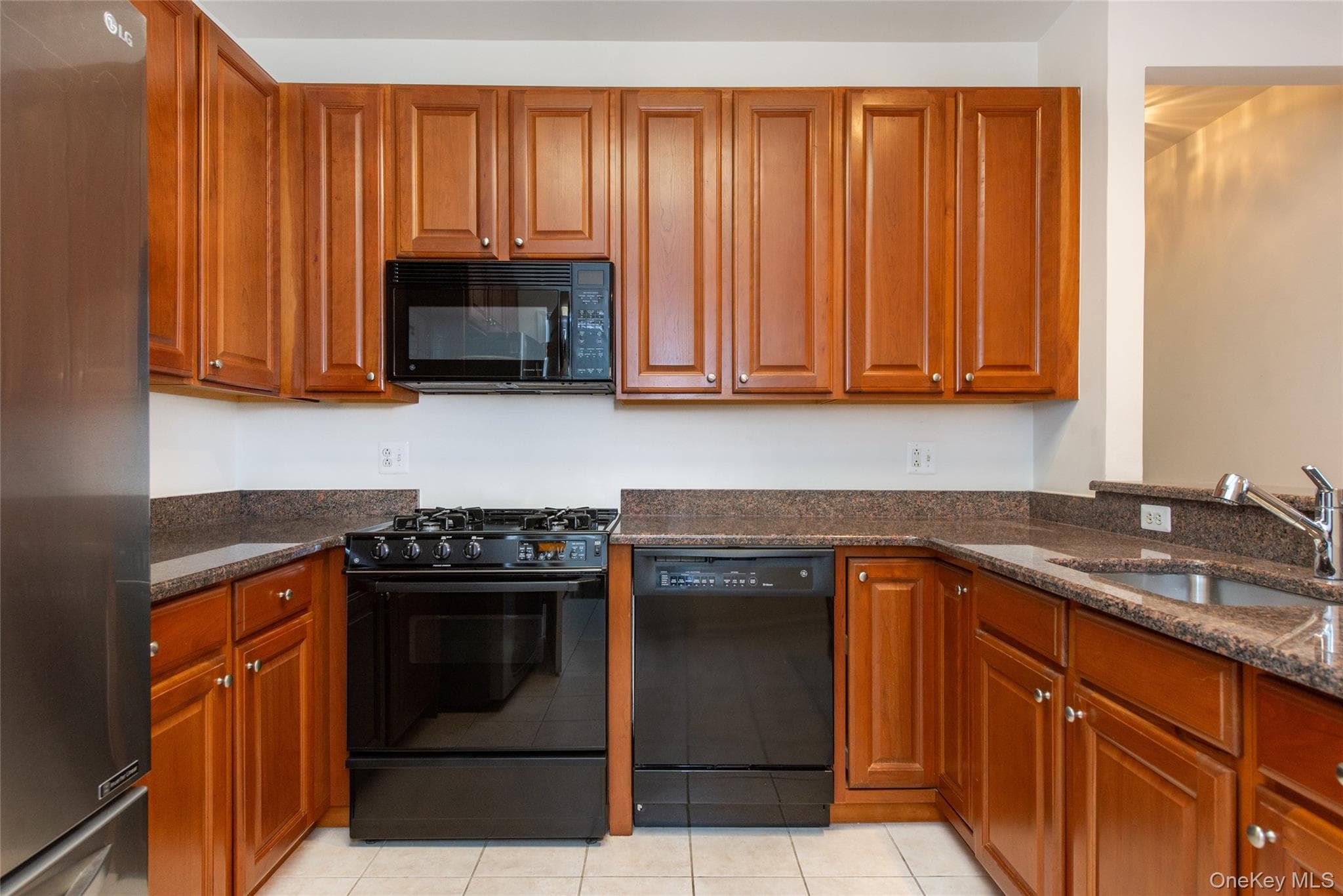 28 N De Baun Avenue Unit: 205 thumbnail 9