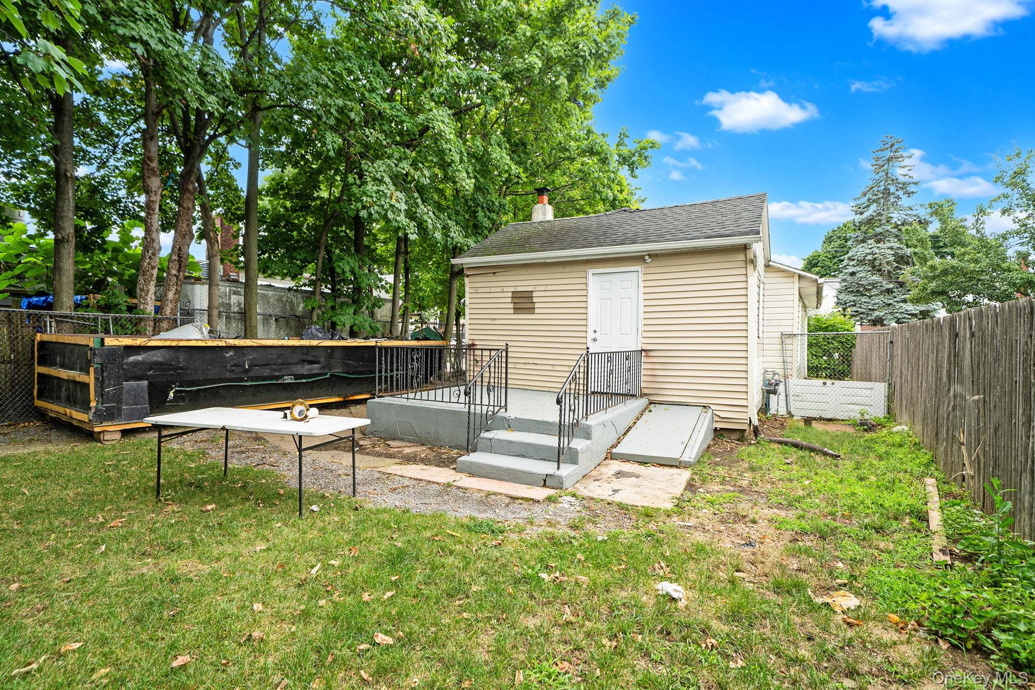 263 Valcour Avenue thumbnail 16