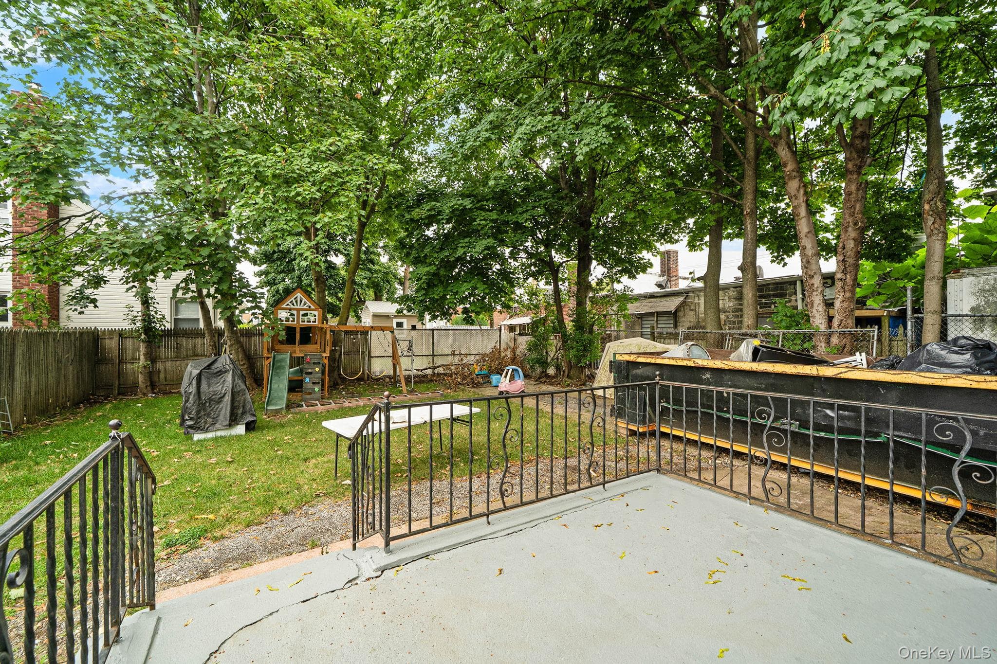 263 Valcour Avenue thumbnail 18