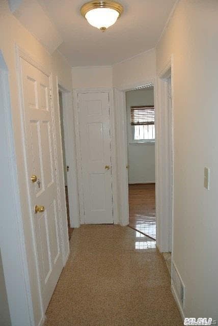 121-01 196th Street thumbnail 4