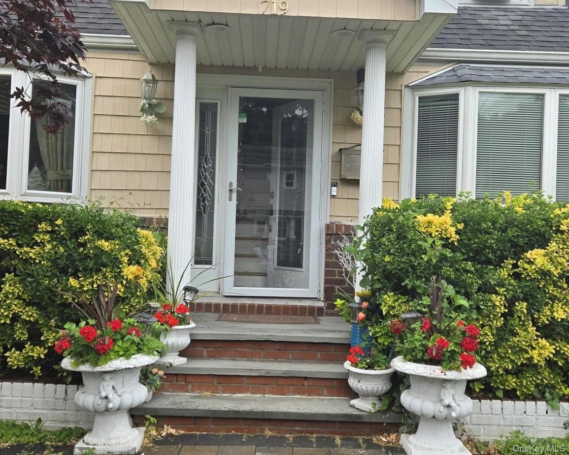 719 Oriole Avenue thumbnail 4