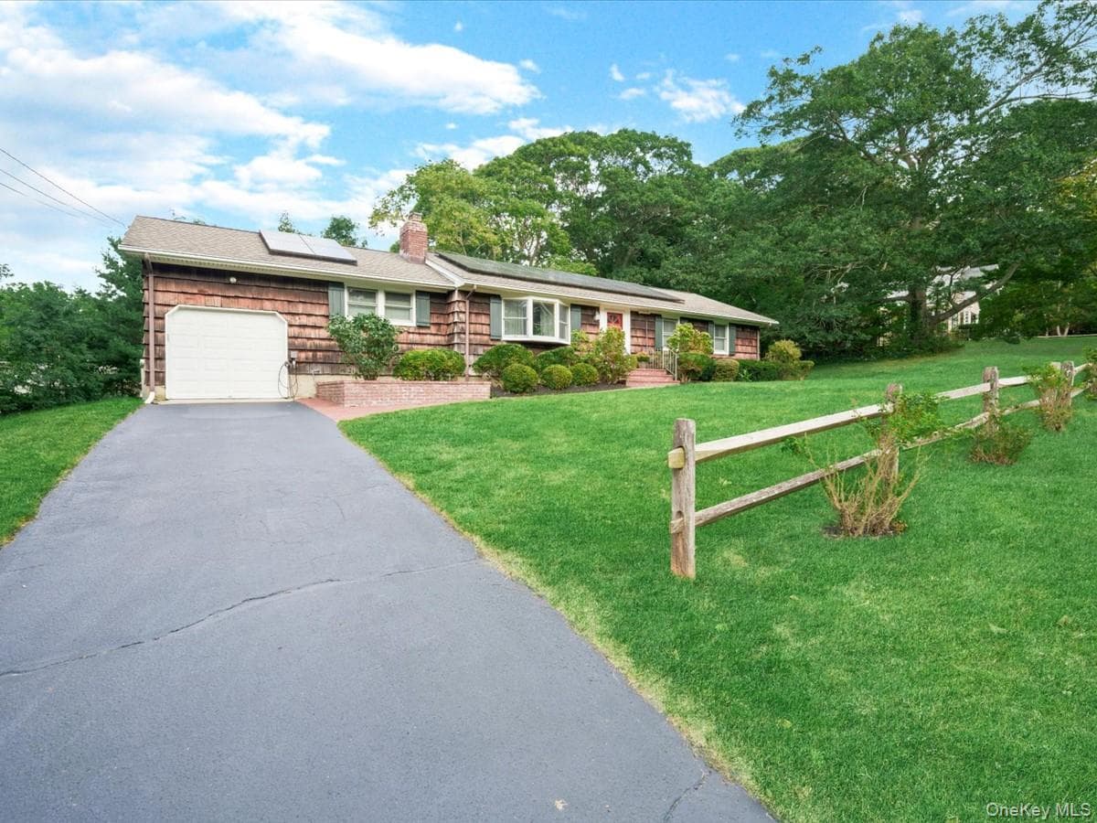 7 Sharon Avenue thumbnail 4