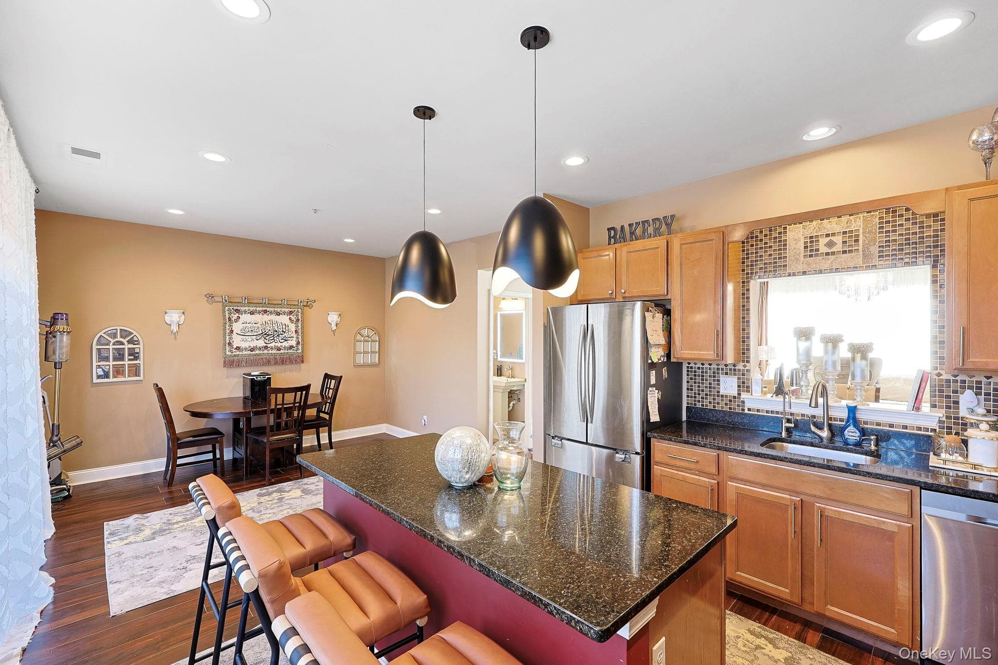 86 Woodlake Drive thumbnail 13