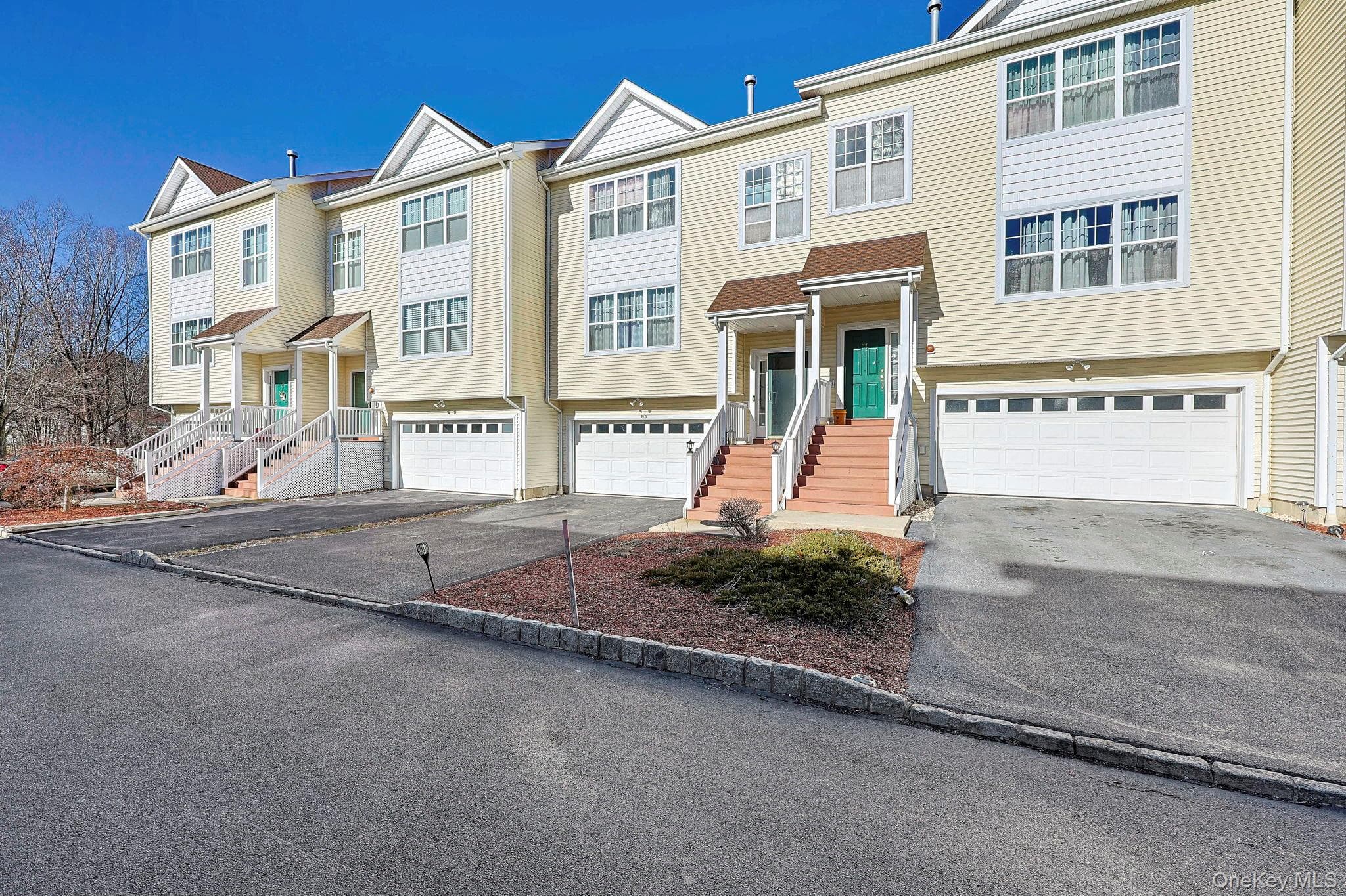 86 Woodlake Drive thumbnail 31