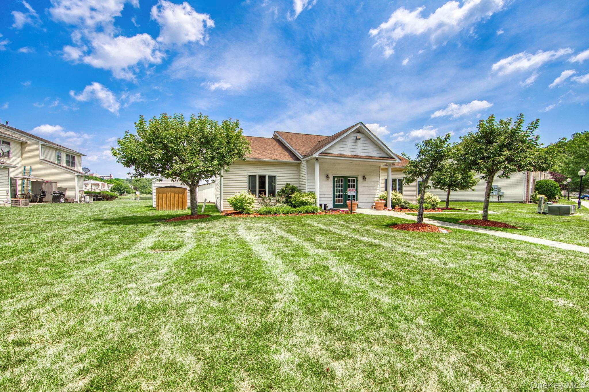 86 Woodlake Drive thumbnail 36