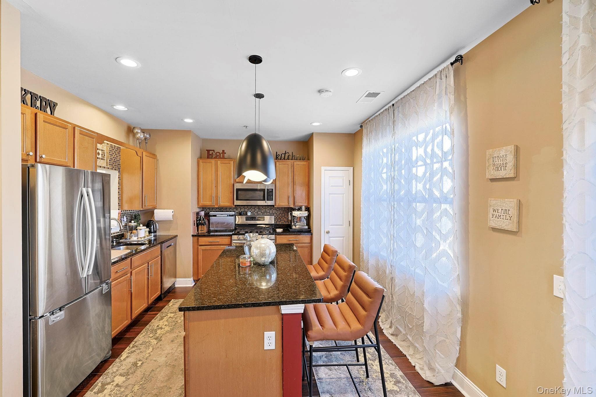 86 Woodlake Drive thumbnail 12