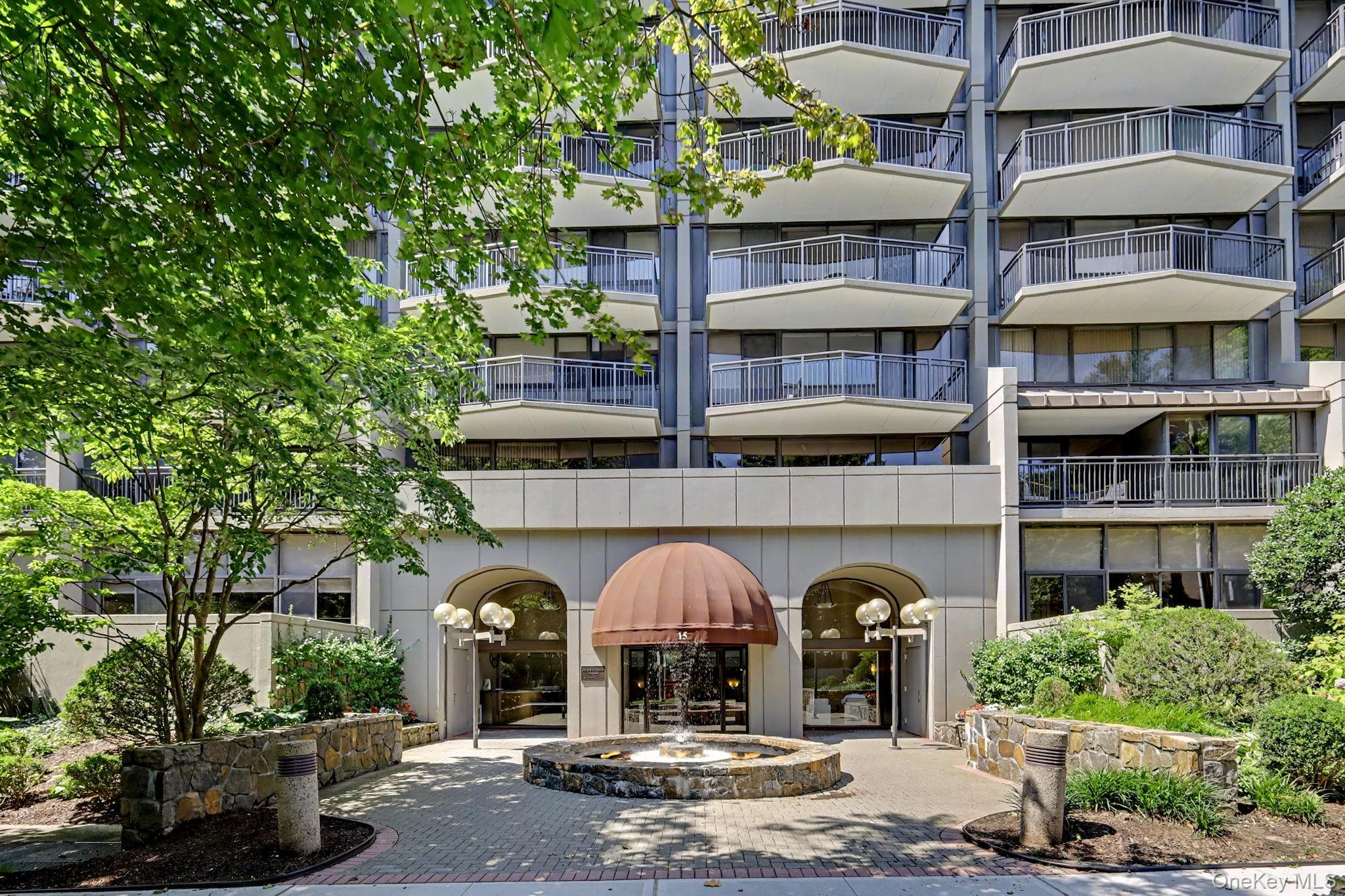 15 Stewart Place Unit: 1S photo 1