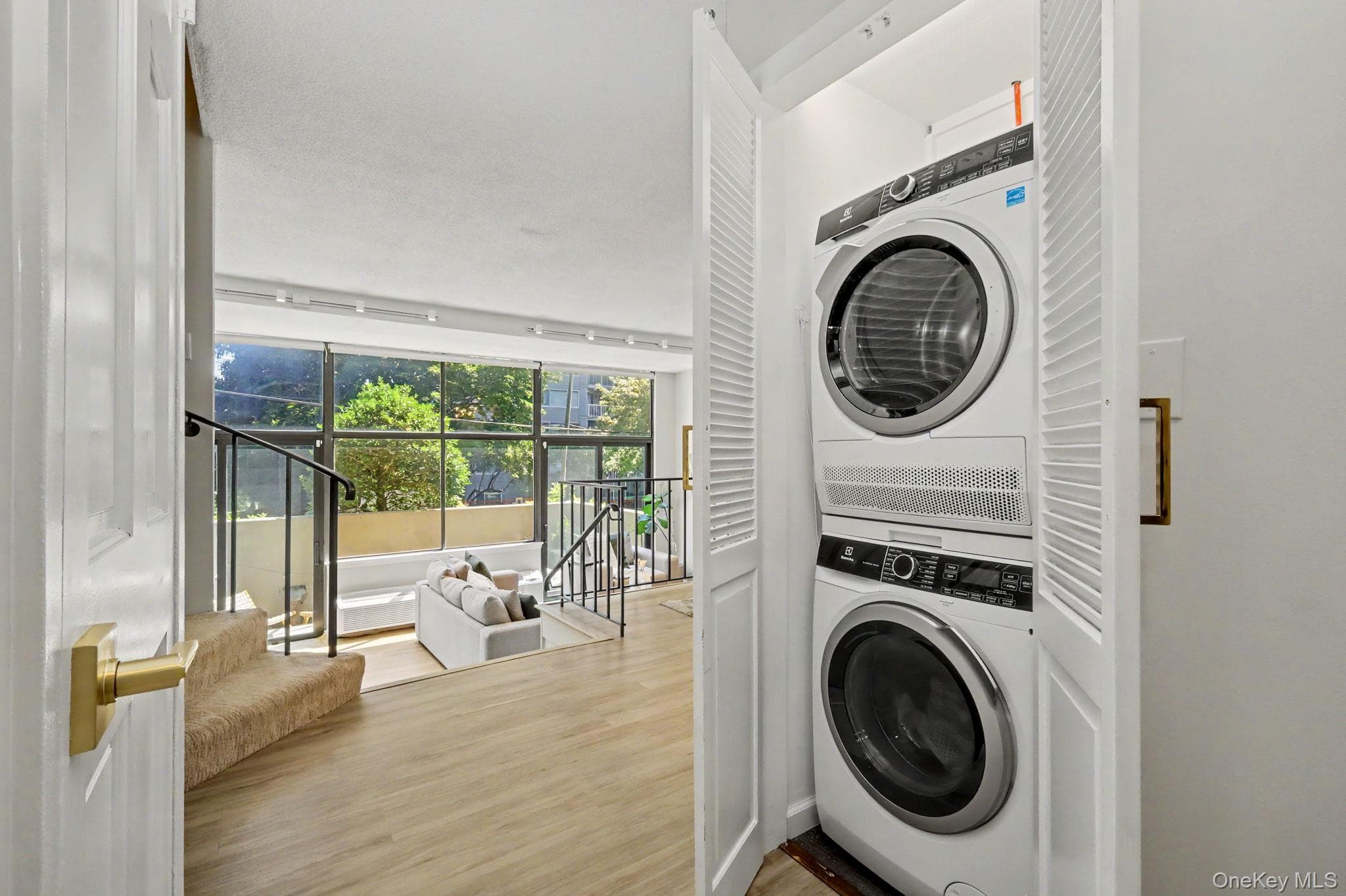 15 Stewart Place Unit: 1S thumbnail 5