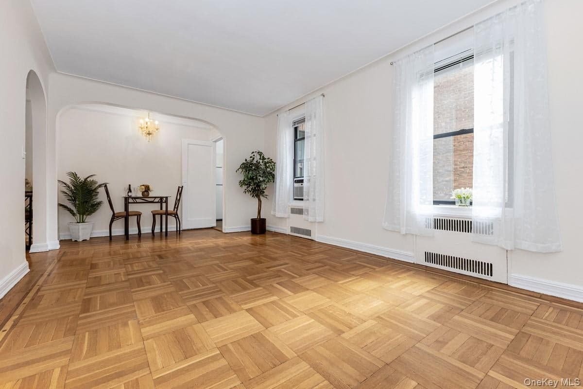83-80 118th Street Unit: 2M thumbnail 4