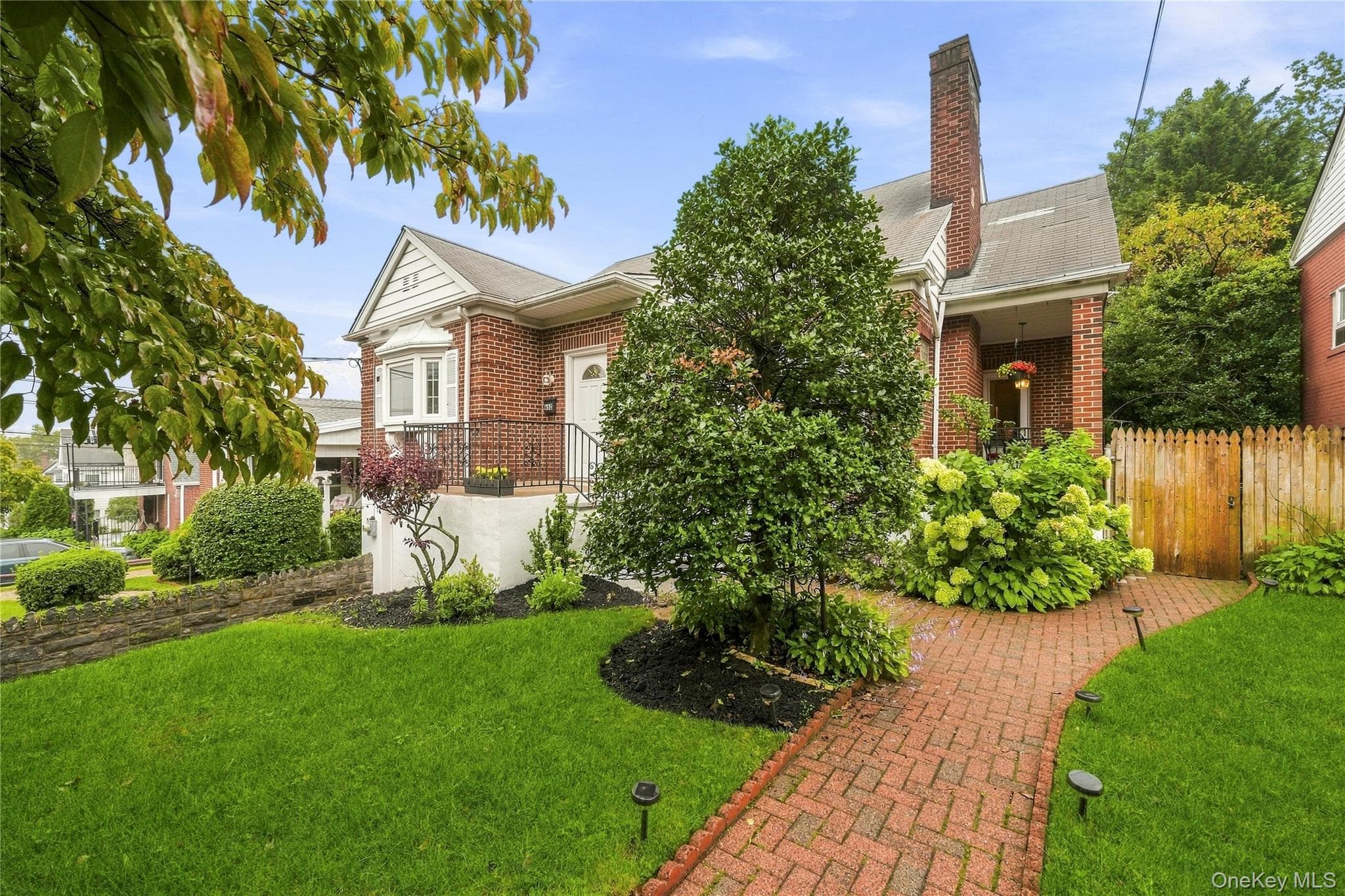 662 Palisade Avenue thumbnail 2