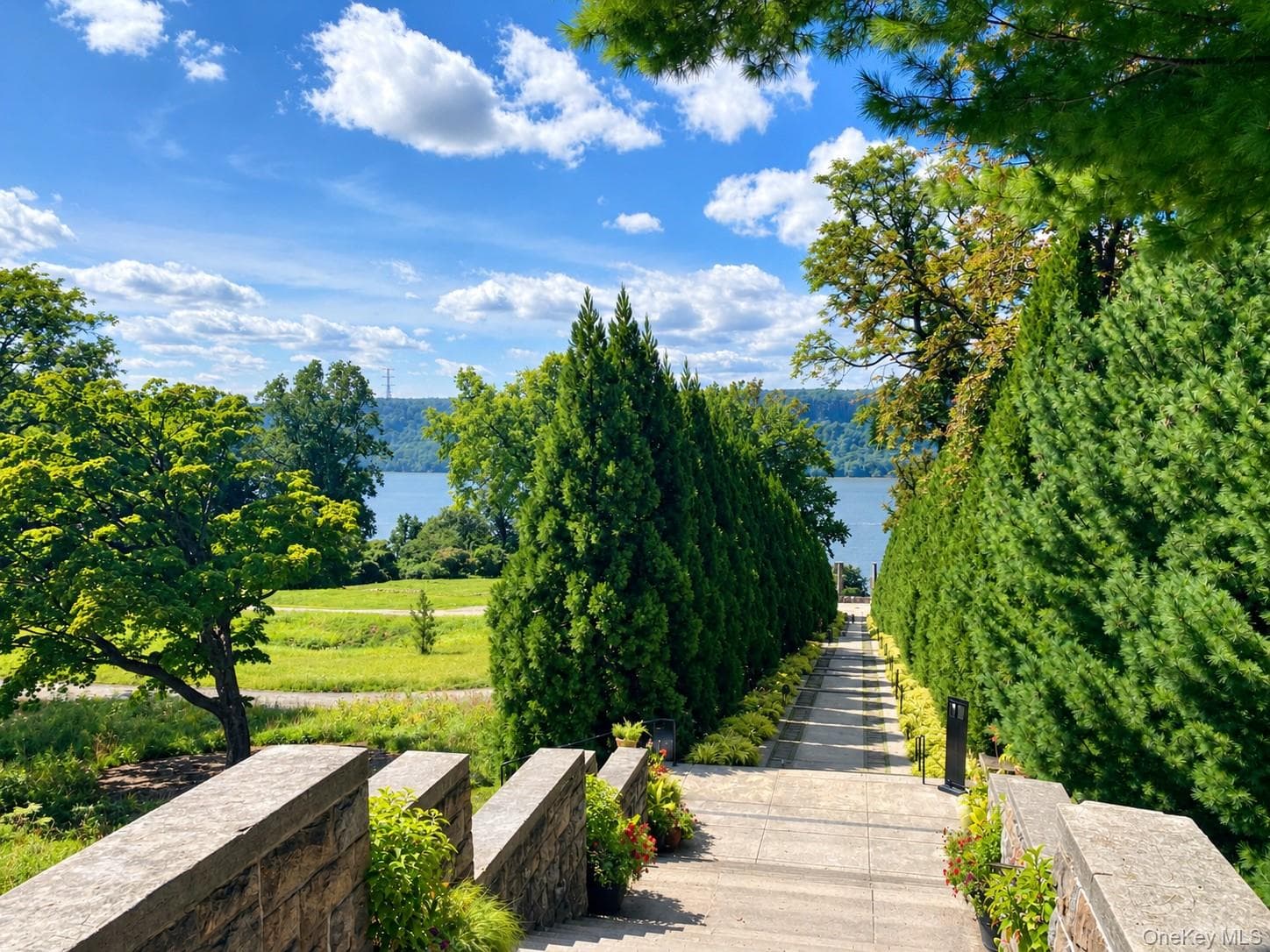 662 Palisade Avenue thumbnail 48