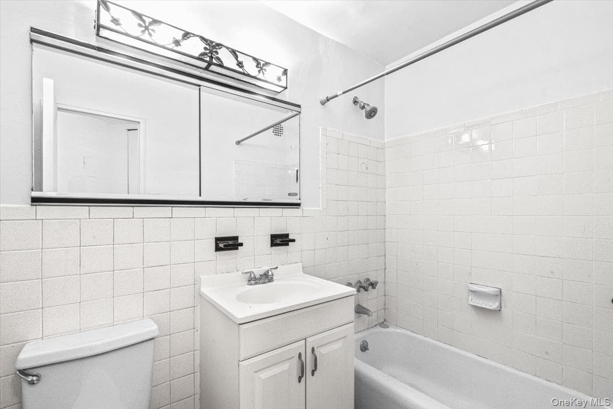 85-15 Main Street Unit: 12B thumbnail 10