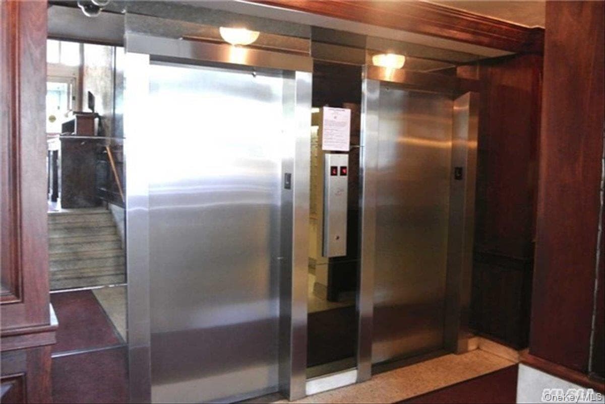 85-15 Main Street Unit: 12B thumbnail 17