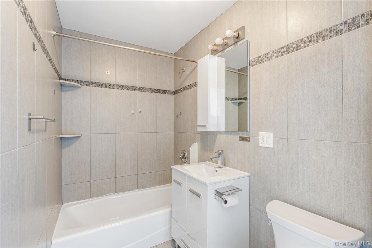 236 N 7th Street Unit: 4L thumbnail 16