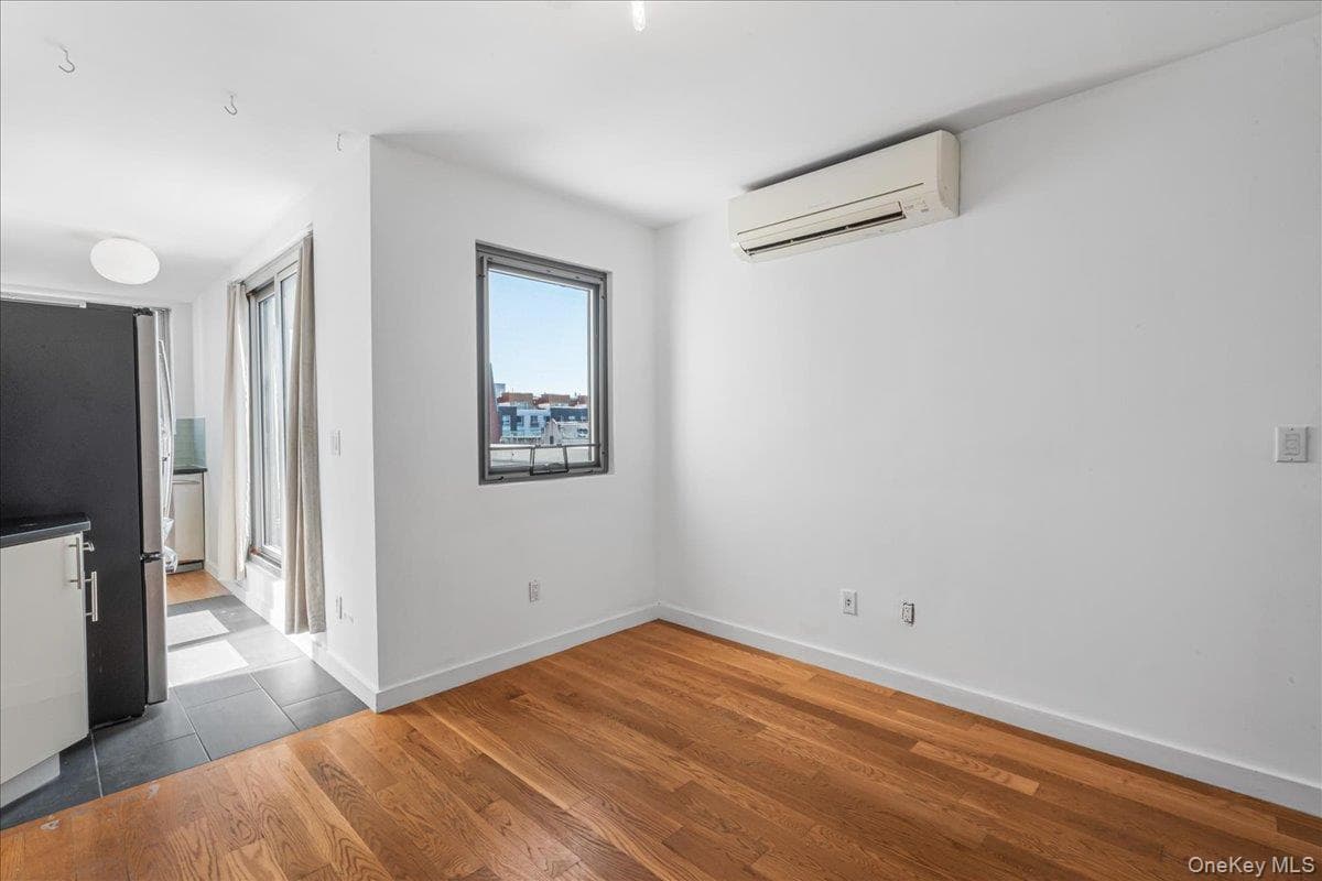 236 N 7th Street Unit: 4L thumbnail 4