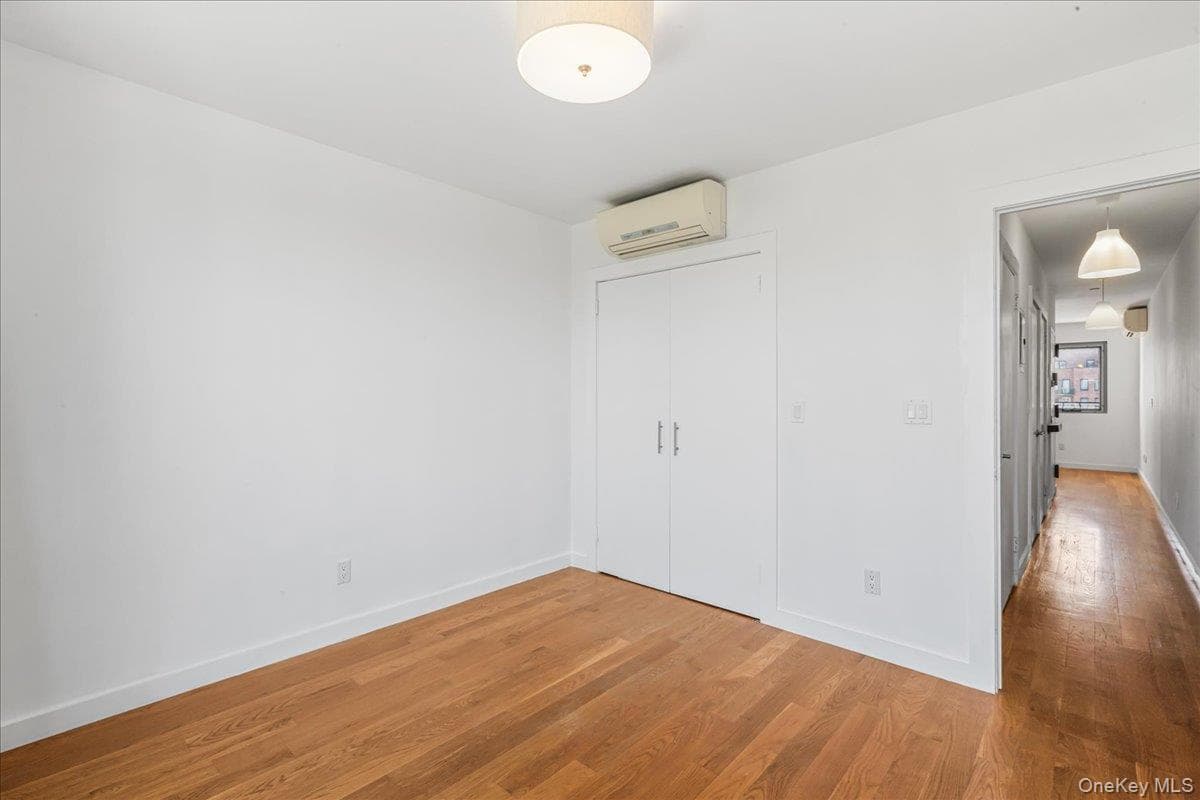 236 N 7th Street Unit: 4L thumbnail 12