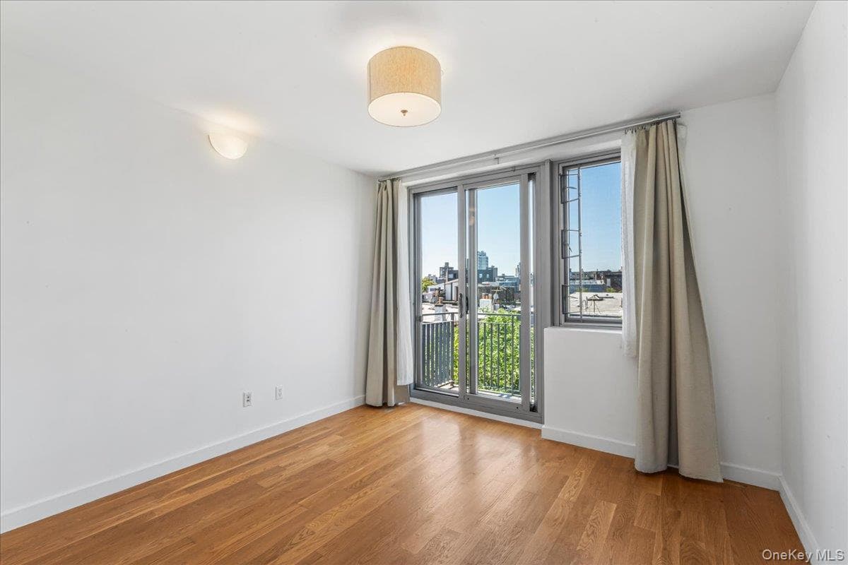 236 N 7th Street Unit: 4L thumbnail 10