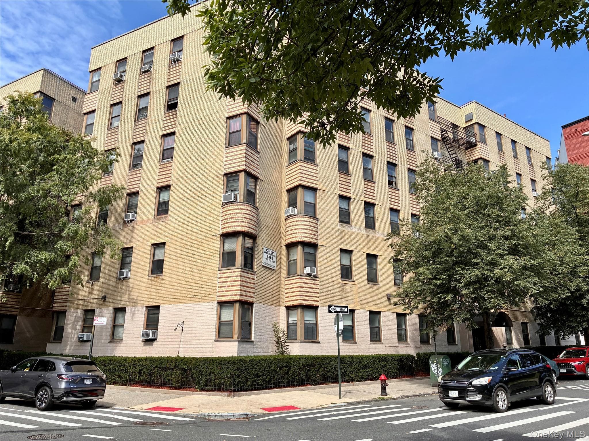 340 East Mosholu Parkway Unit: 2C, Bronx