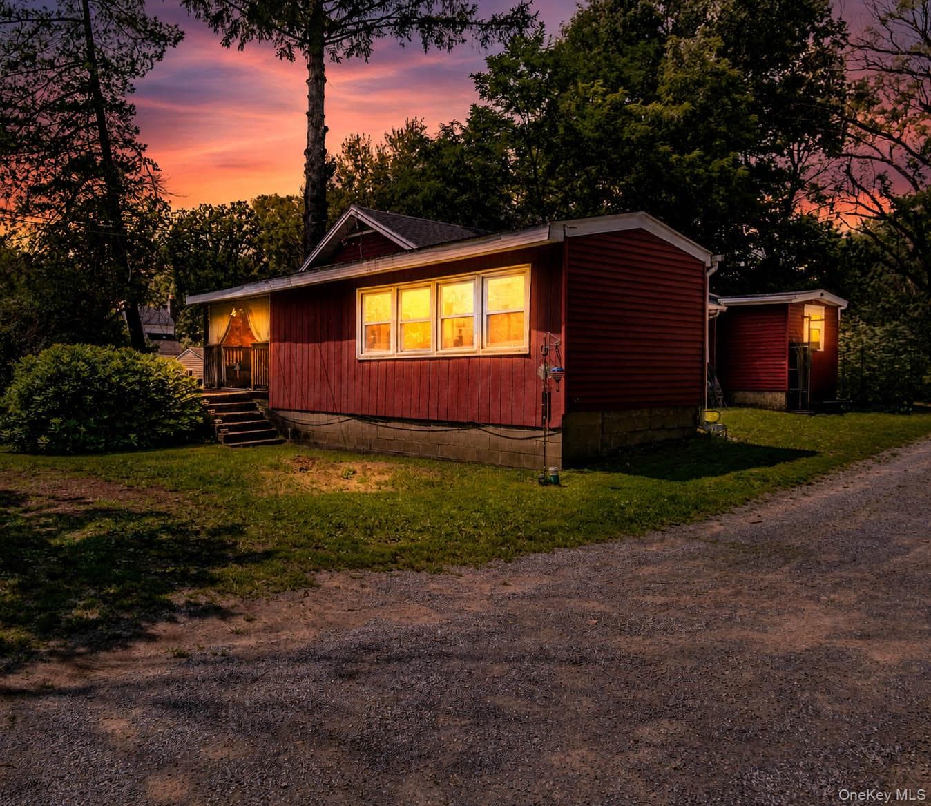 95 Riley Road thumbnail 2