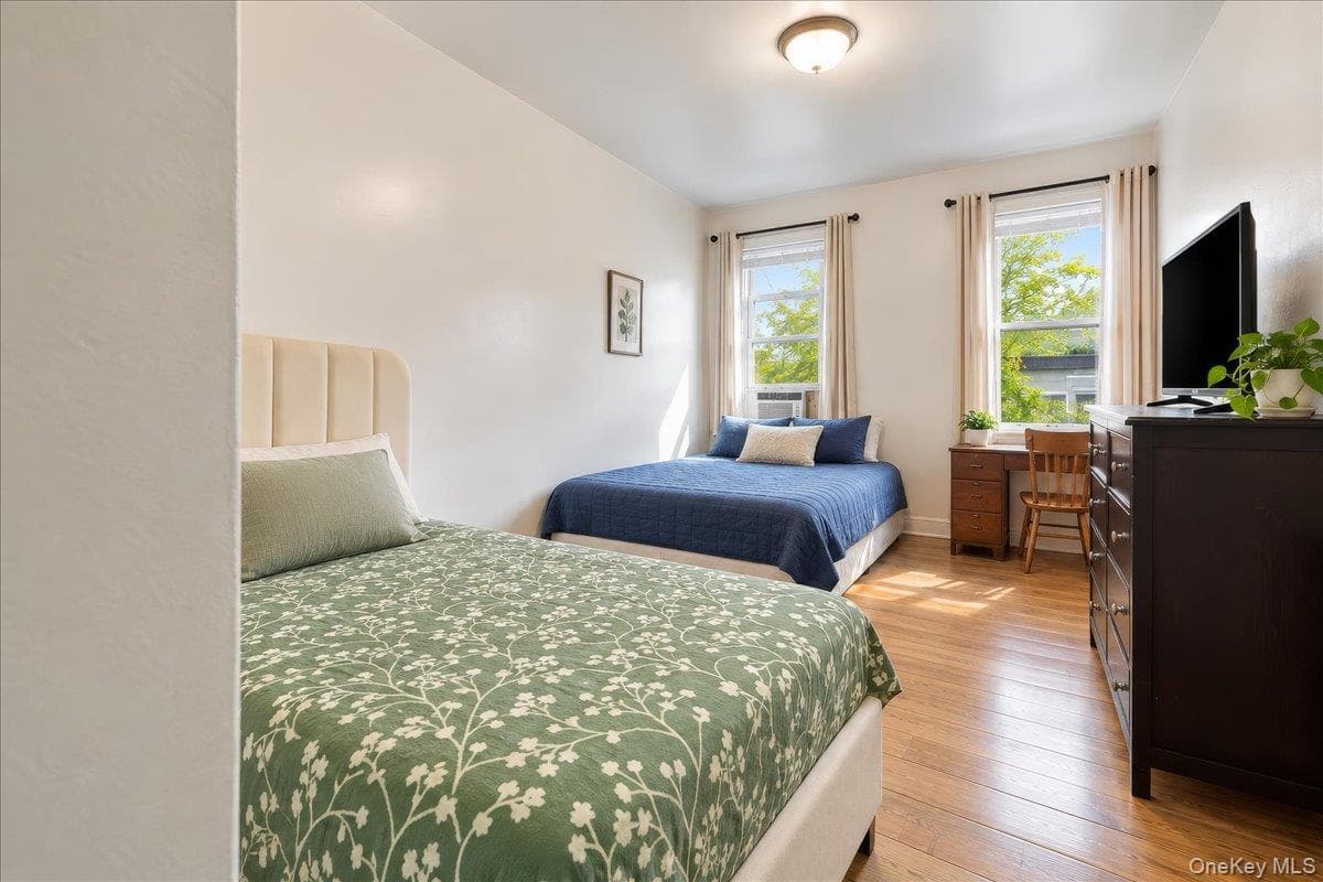 1385 Bronx River Avenue thumbnail 6