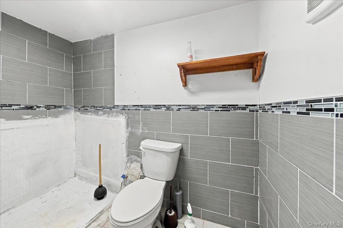 1385 Bronx River Avenue thumbnail 10