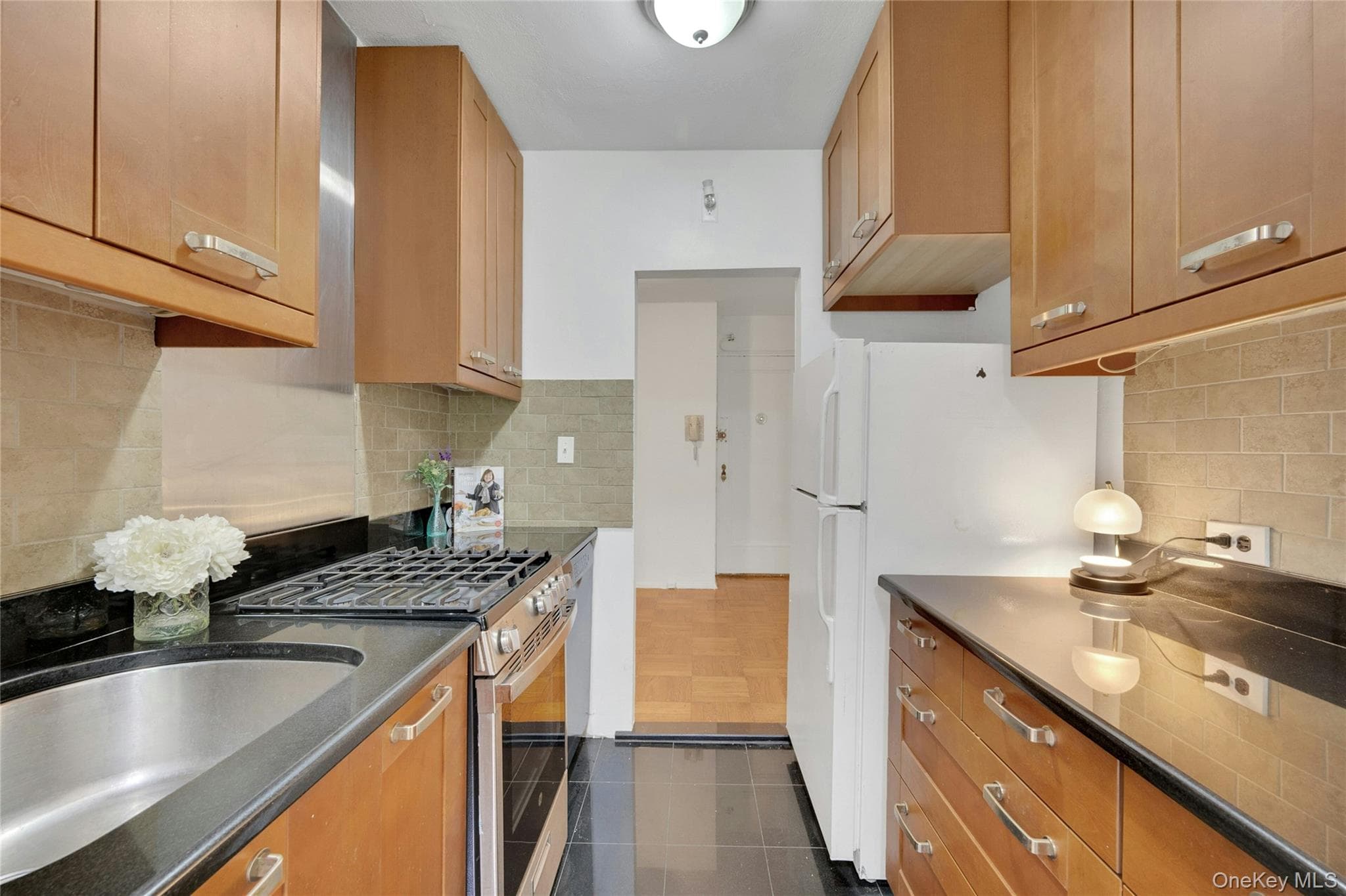 735 Kappock Street Unit: 2F thumbnail 4