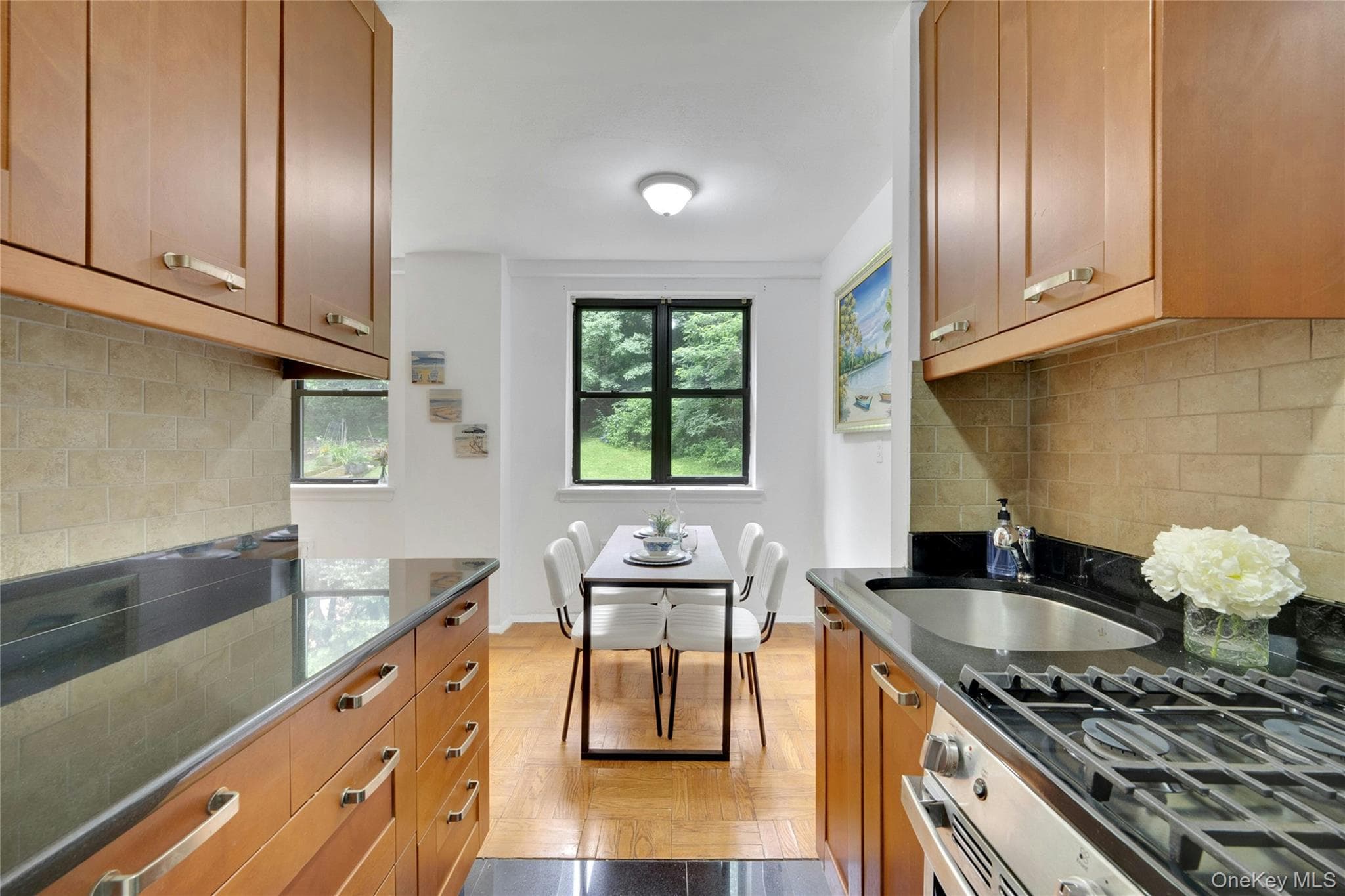 735 Kappock Street Unit: 2F thumbnail 3