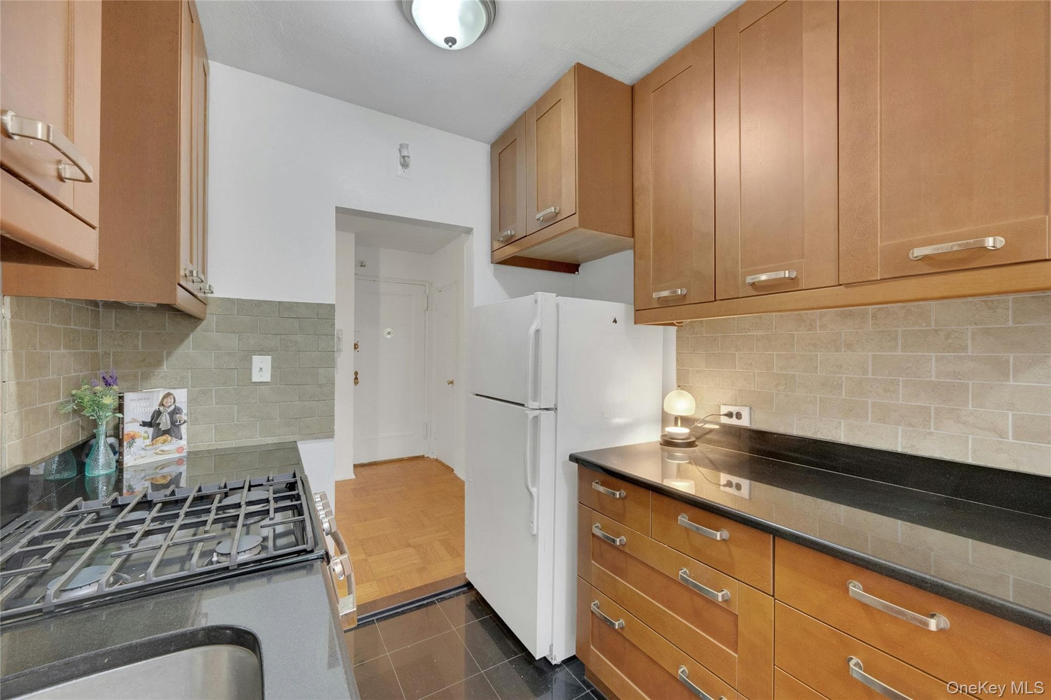 735 Kappock Street Unit: 2F thumbnail 6