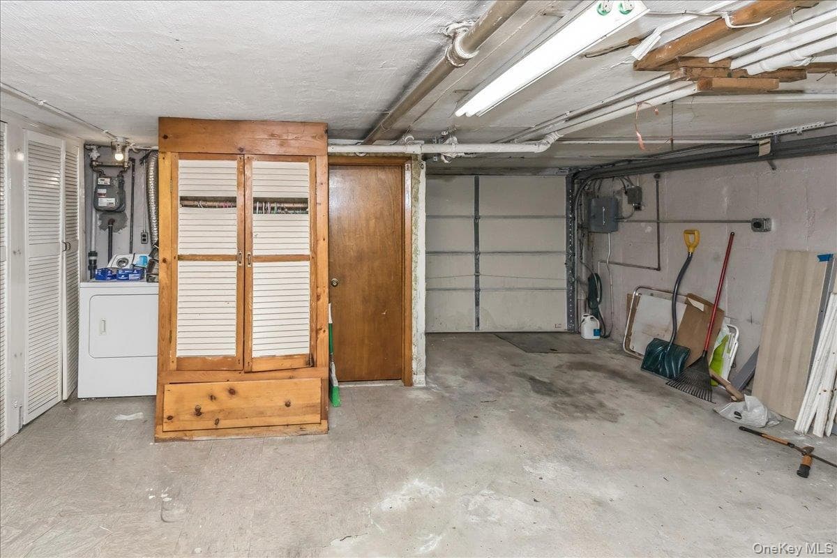 73-21 Cook Avenue thumbnail 16